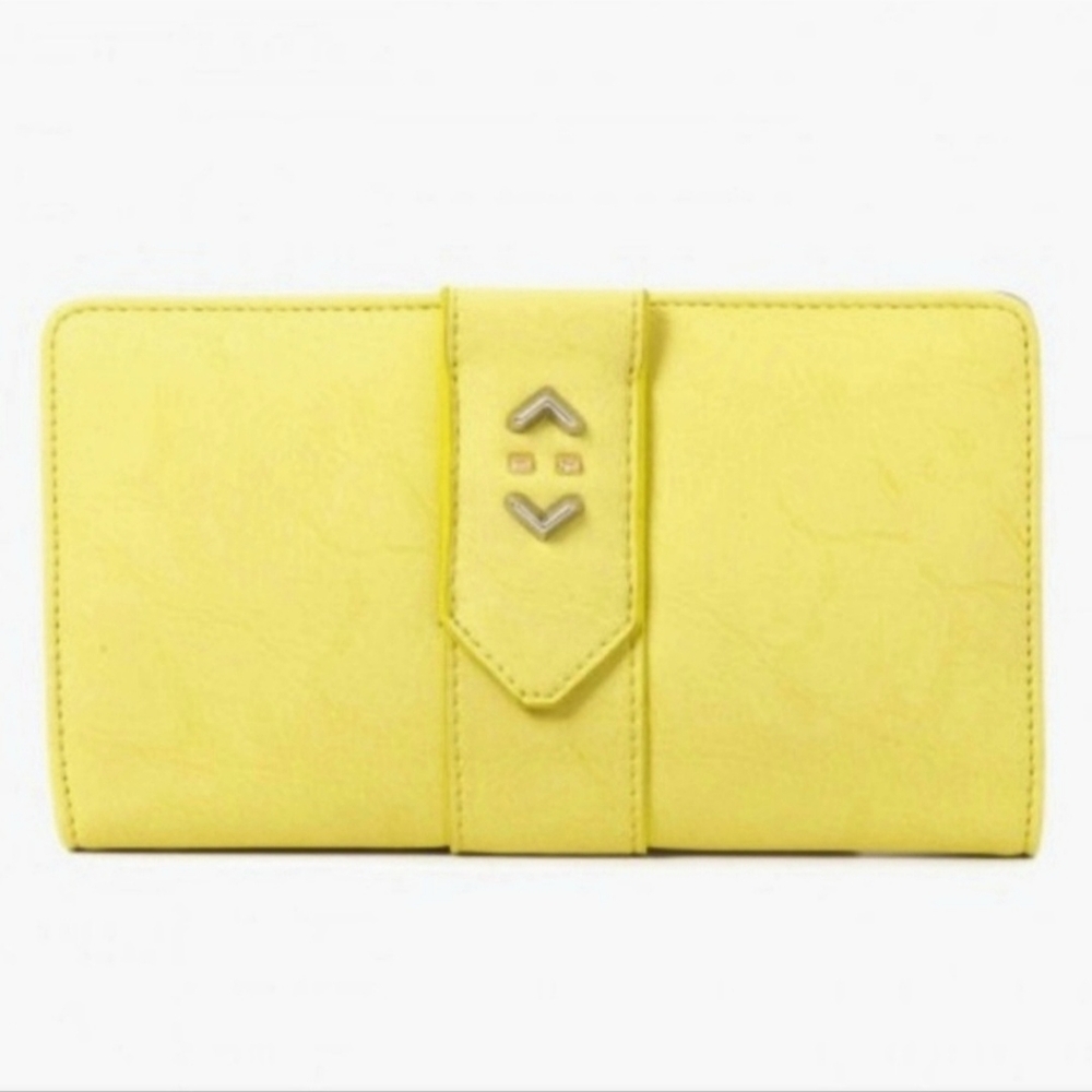 Stella & Dot Soho Flip Wallet - Citron